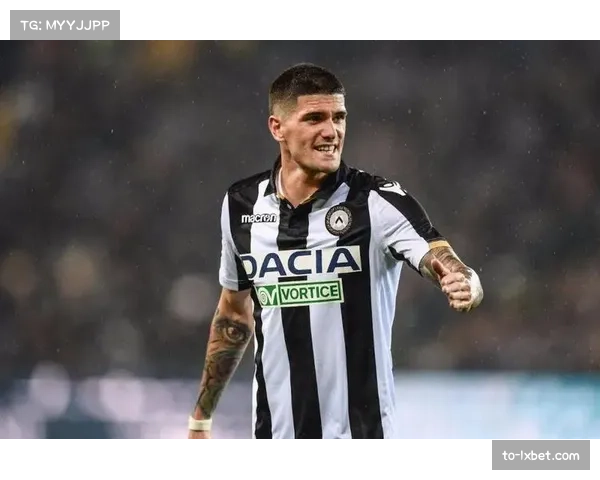 吉维森特中场巴勃罗·费利佩进4球,成球队中场核心 吉维森特中场巴勃罗·费利佩进4球,成球队中场核心